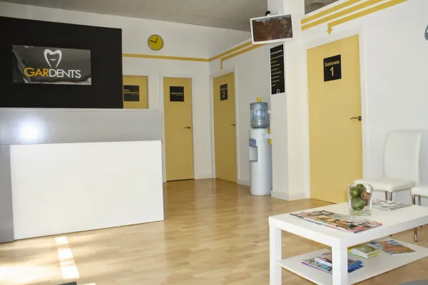 Free All-on-4 consultation at Gardents dental clinic Alicante