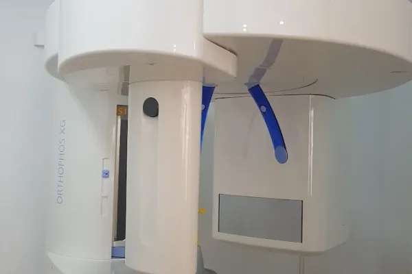 Free 3D CT dental scan at Gardents clinic Alicante